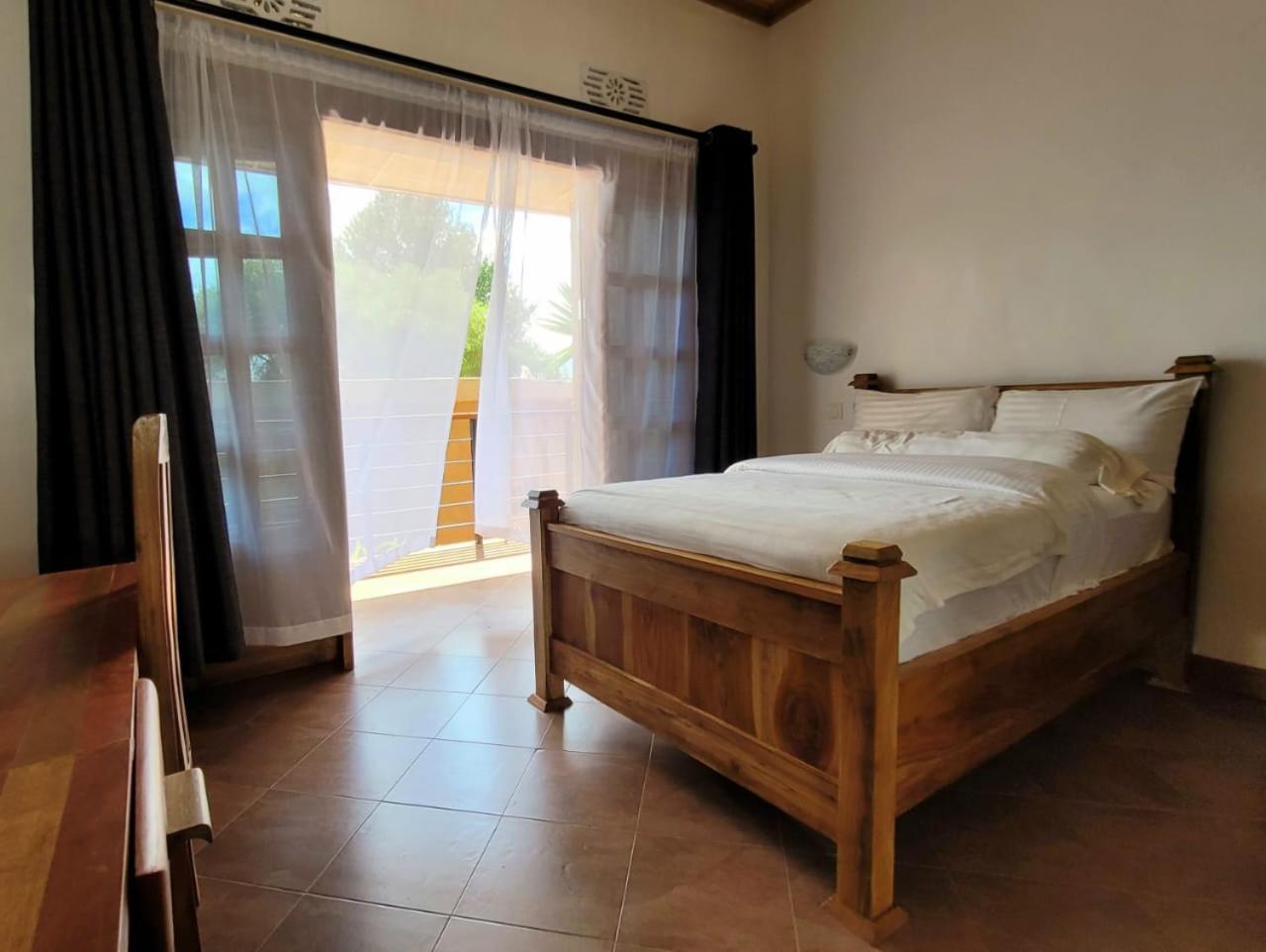 Babylon Lodge Marangu Экстерьер фото