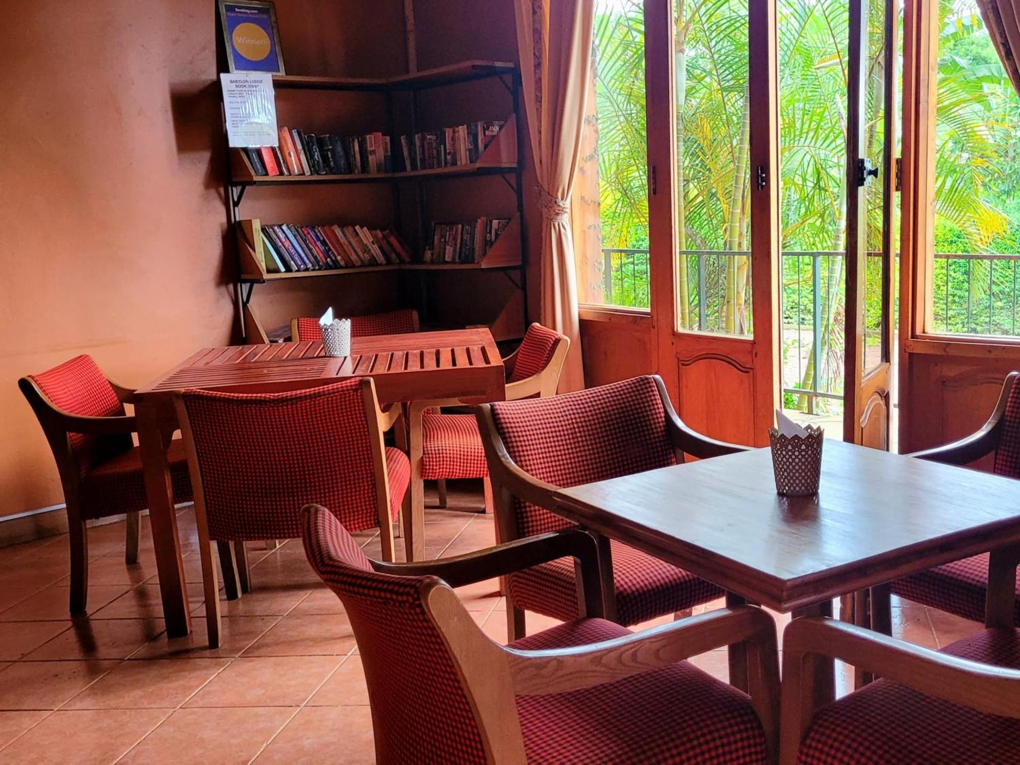 Babylon Lodge Marangu Экстерьер фото